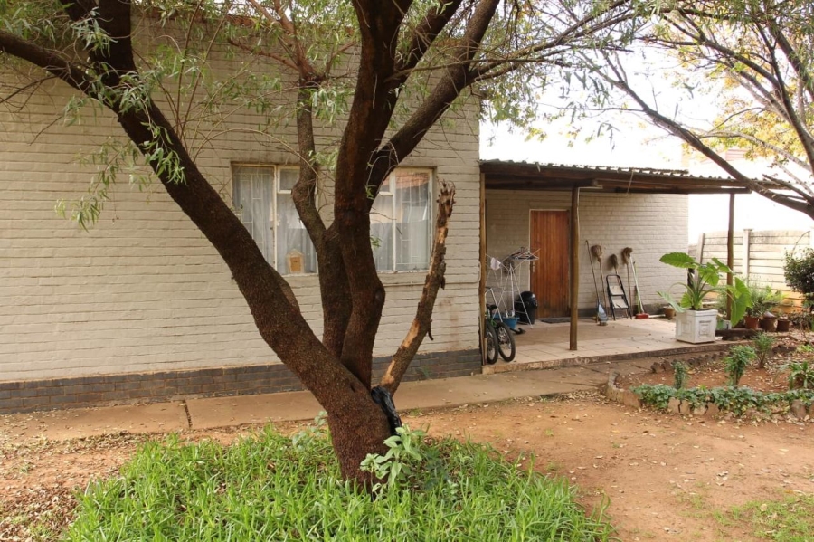 5 Bedroom Property for Sale in Stilfontein Ext 4 North West
